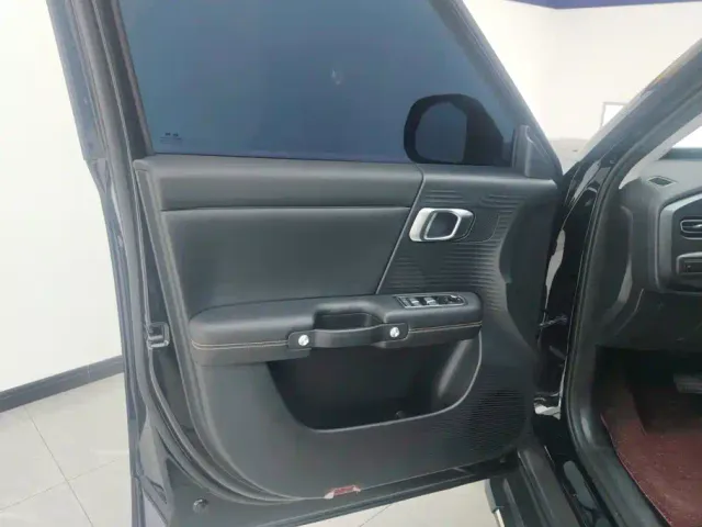 BAIC BJ30 — Фото автомобиля 7