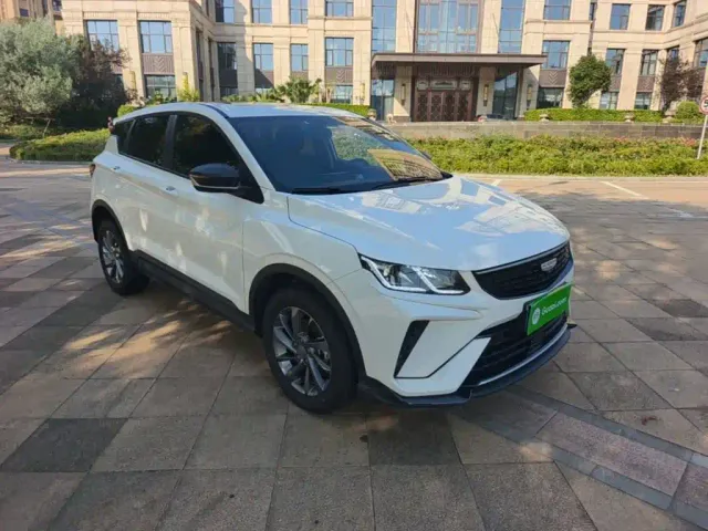 Geely Binyue — Фото автомобиля 3