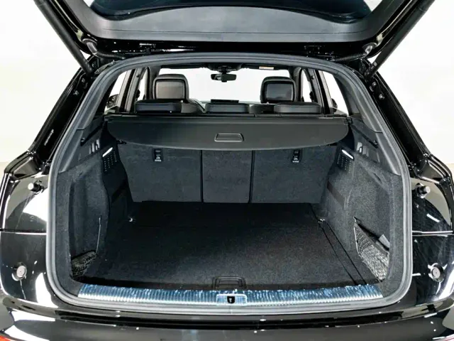 Audi Q5L — Фото автомобиля 24
