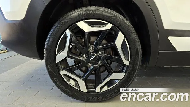 Kia Seltos Бензин 1.6 турбо 2WD — Фото автомобиля 5