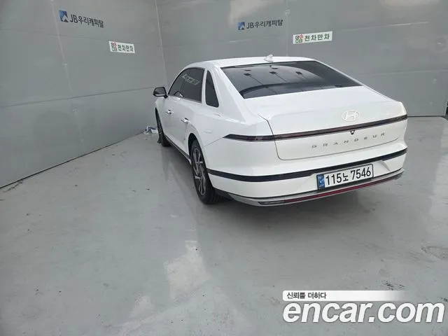Hyundai Grandeur Grandeur (GN7) — Фото автомобиля 5