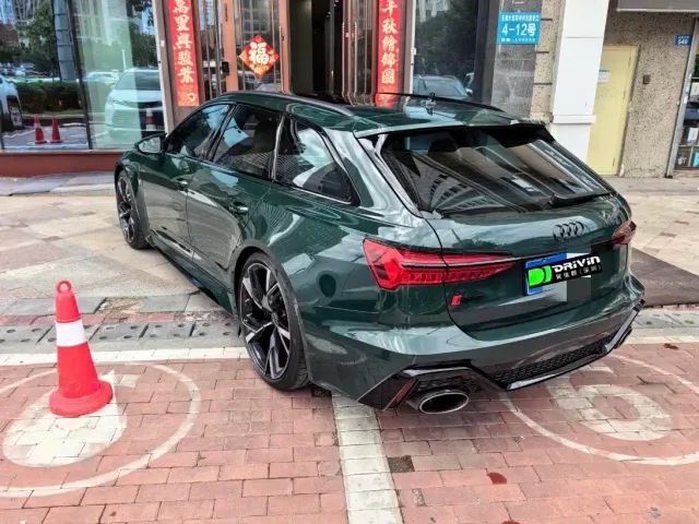 Audi RS 6 — Фото автомобиля 4