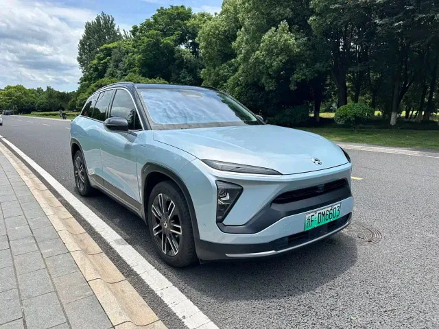 Nio ES6 — Фото автомобиля 3