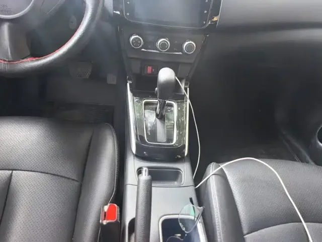 Nissan Sylphy — Фото автомобиля 15