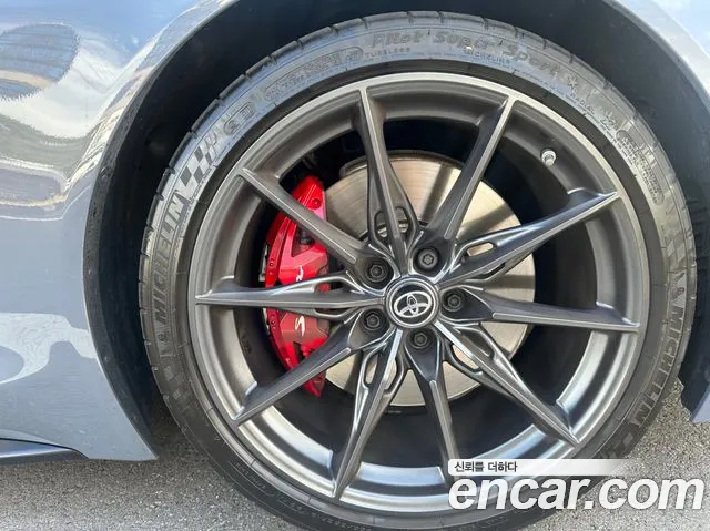 Toyota Supra — Фото автомобиля 16
