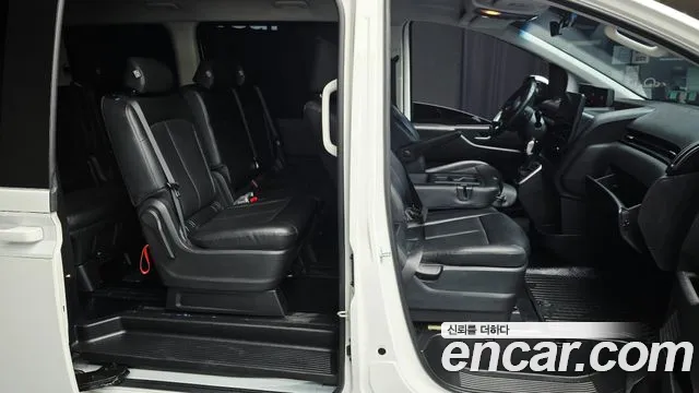 Hyundai Staria — Фото автомобиля 26