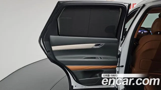 Genesis GV80 — Фото автомобиля 14