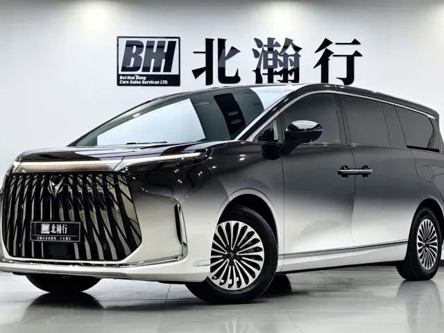 Фотография автомобиля — Arcfox Wendao V9