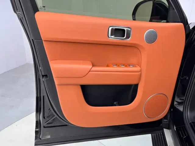 Li Auto L7 — Фото автомобиля 16