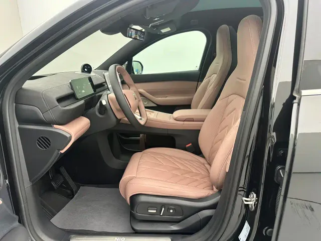 Nio EC6 — Фото автомобиля 14