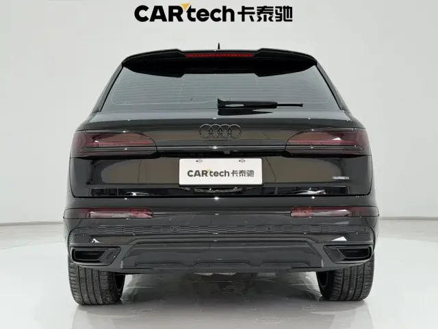 Audi Q7 — Фото автомобиля 6