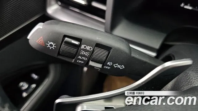 KG_Mobility_Ssangyong Rexton Rexton Arena Дизель 2.2 2WD — Фото автомобиля 25