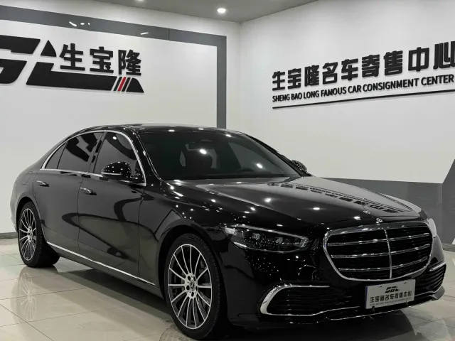 Mercedes-Benz S-Class — Фото автомобиля 3