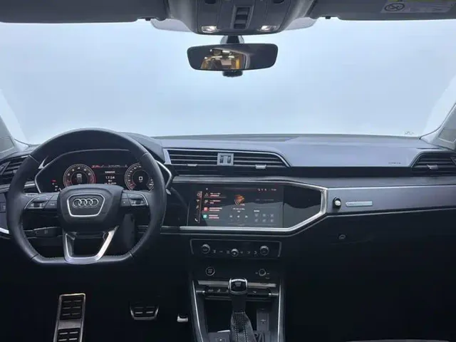 Audi Q3 — Фото автомобиля 12