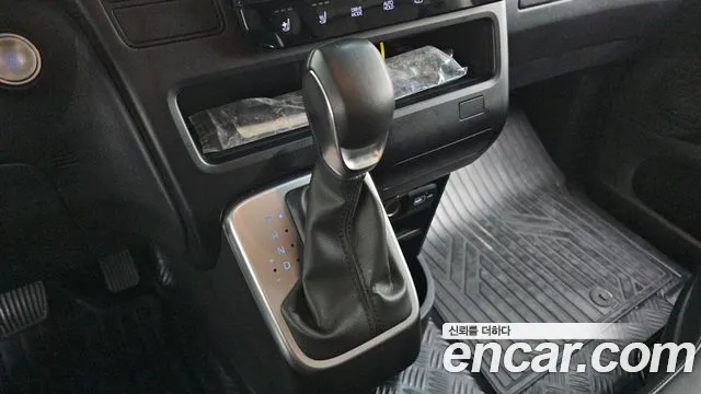 Hyundai Staria Staria Карго 3 места — Фото автомобиля 9