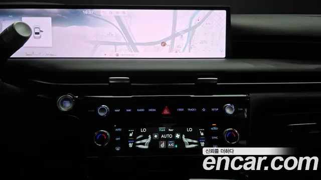Genesis G80 Бензин 2.5 турбо AWD — Фото автомобиля 13