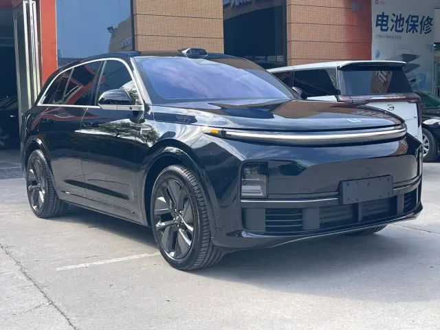 Li Auto L7 — Фото автомобиля 3