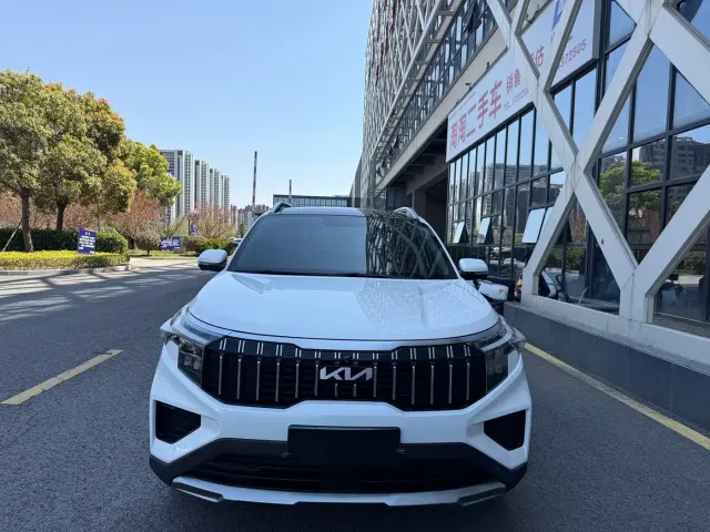 Kia Sportage — Фото автомобиля 3