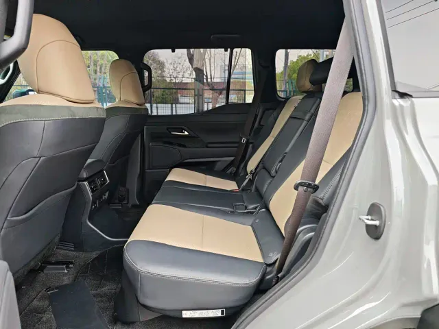 Lexus GX — Фото автомобиля 16