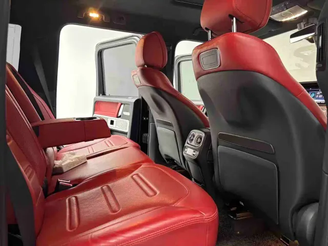 Mercedes-Benz G-Class — Фото автомобиля 9