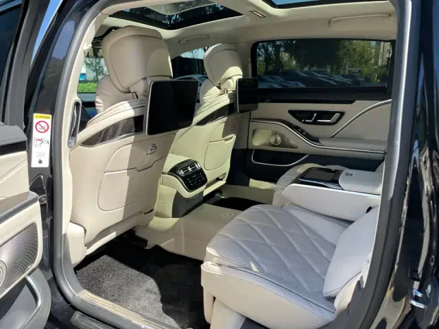 Mercedes-Benz Maybach S-Class — Фото автомобиля 13