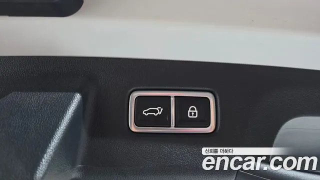 Kia Sorento Sorento 4-е поколение Бензин 2.5T 2WD — Фото автомобиля 17