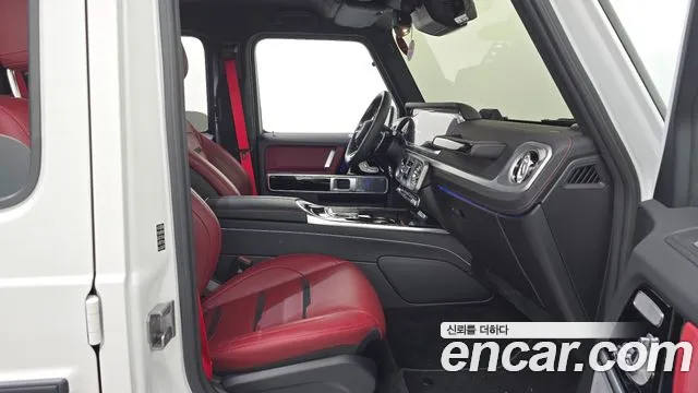 Mercedes-Benz G-Class — Фото автомобиля 24