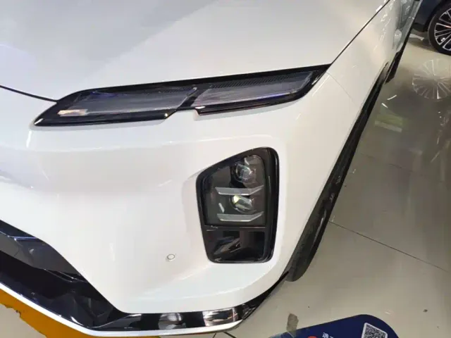 Nio EC6 — Фото автомобиля 23