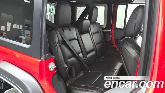 Jeep Wrangler Wrangler (JL) — Фото автомобиля 26