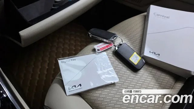 Kia Canival Carnival 4 поколение Бензин 7 мест Hi-Limousine — Фото автомобиля 12