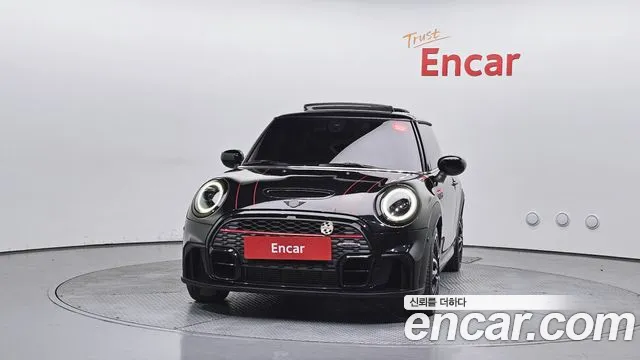 Mini Cooper — Фото автомобиля 3