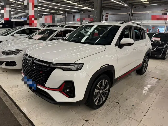 Фотография автомобиля — Changan CS35 Plus