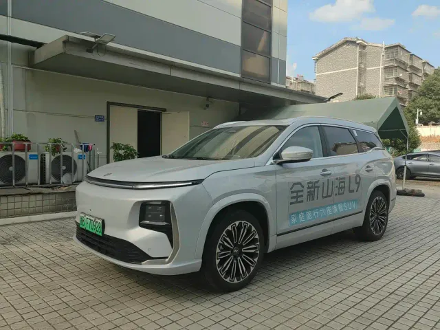 Фотография автомобиля — Jetour Shanhai L9