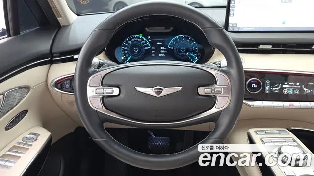 Genesis GV70 — Фото автомобиля 13