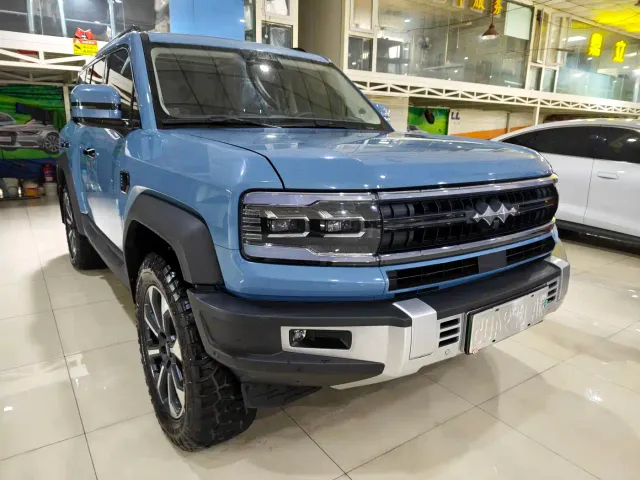BYD FangChengBao Leopard 5 — Фото автомобиля 3
