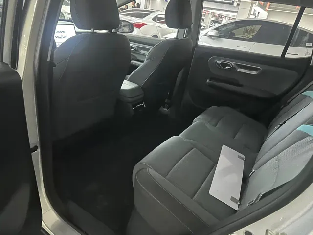 Aion AION Y 2025 Model Plus 610 Smart Enjoy — Фото автомобиля 12