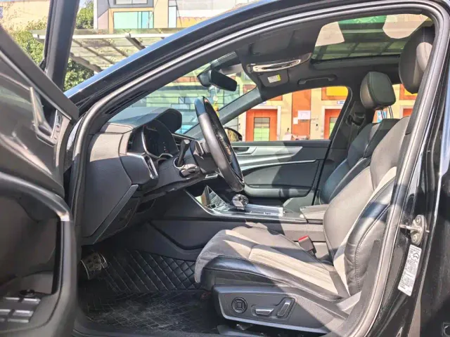 Audi A6L — Фото автомобиля 7