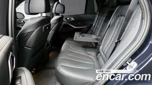 BMW X5 xDrive 40i M Sport — Фото автомобиля 9