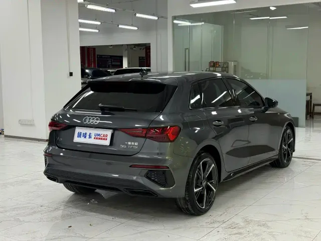 Audi A3 — Фото автомобиля 4
