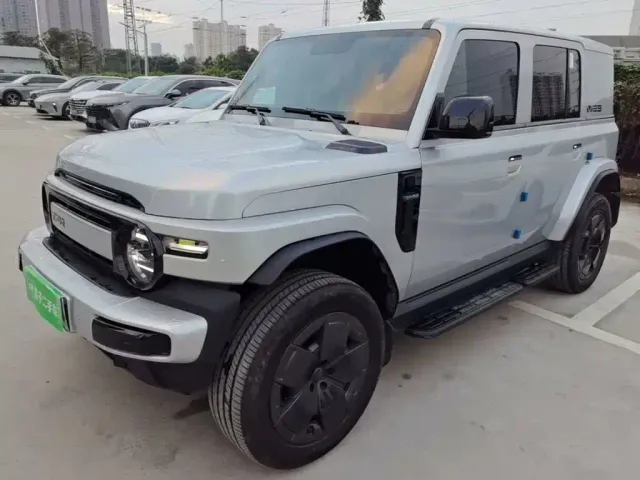 Фотография автомобиля — iCAR V23