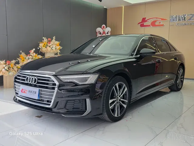 Фотография автомобиля — Audi A6L