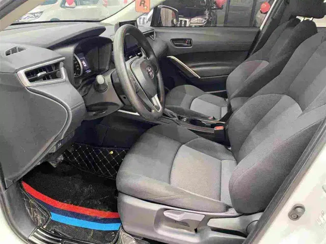 Toyota Frontlander — Фото автомобиля 8