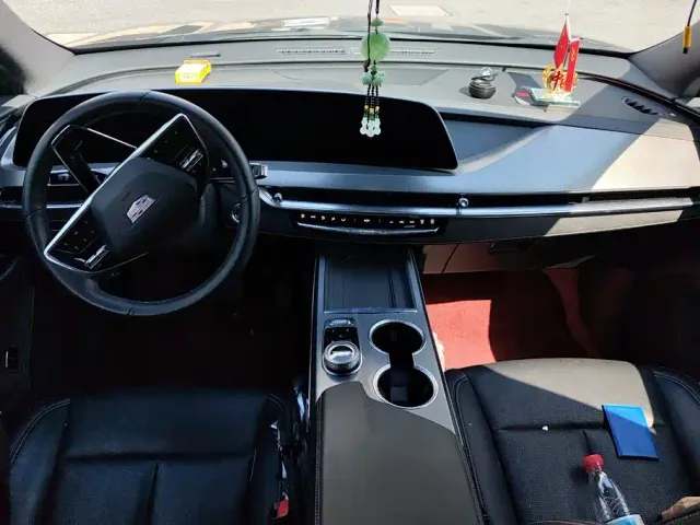 Cadillac XT5 — Фото автомобиля 11