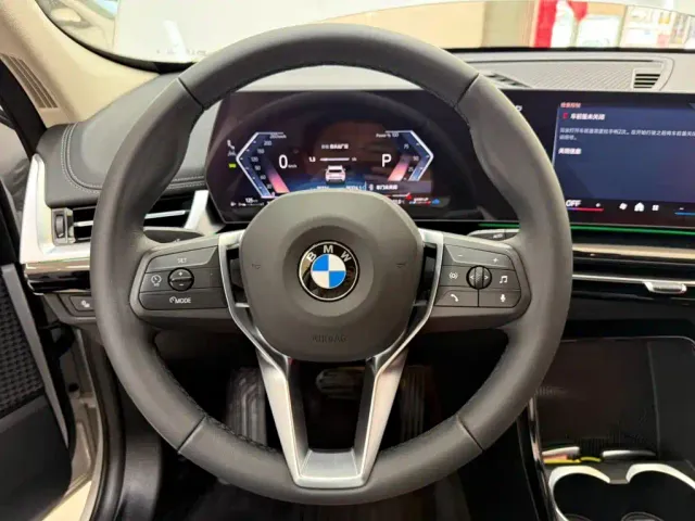 BMW X1 — Фото автомобиля 11