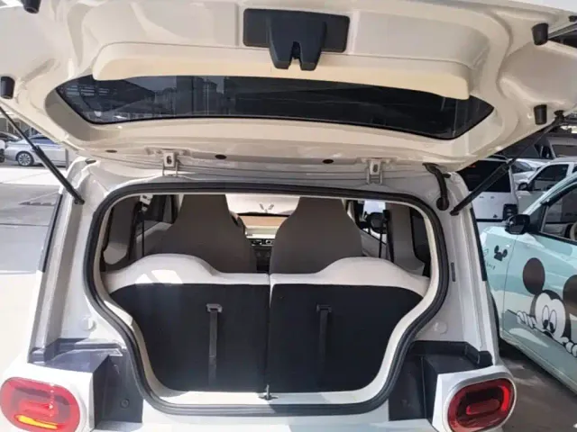 Wuling Hongguang Mini EV — Фото автомобиля 14