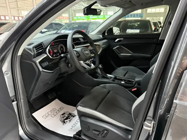 Audi Q3 — Фото автомобиля 4