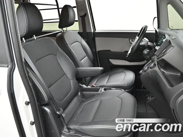 Kia RAY Новый Kia Ray Фургон — Фото автомобиля 10