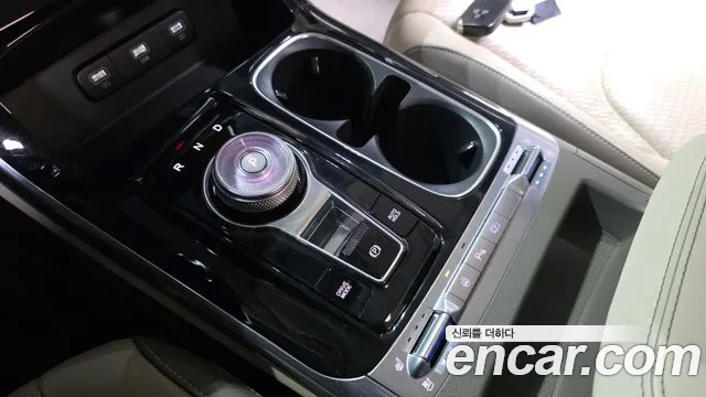 Kia Carnival 4th Gen — Фото автомобиля 12