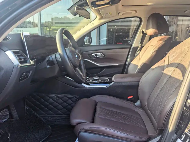 BMW BMW i3 2022 eDrive 35 L — Фото автомобиля 12