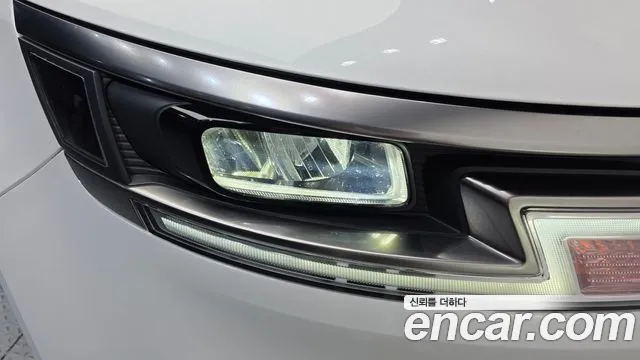 Kia Canival Carnival 4 поколение Дизель 9 мест Signature — Фото автомобиля 21